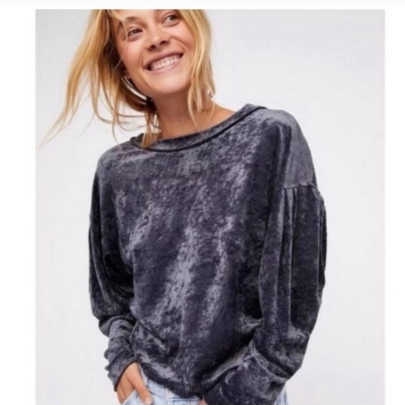 We the free people nora jane crushed velvet sweatshirt - Picture 4 of 13